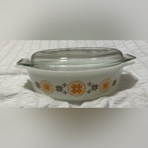 Vintage Pyrex Town & Country Casserole Dish with Glass Lid 2.5 Qt